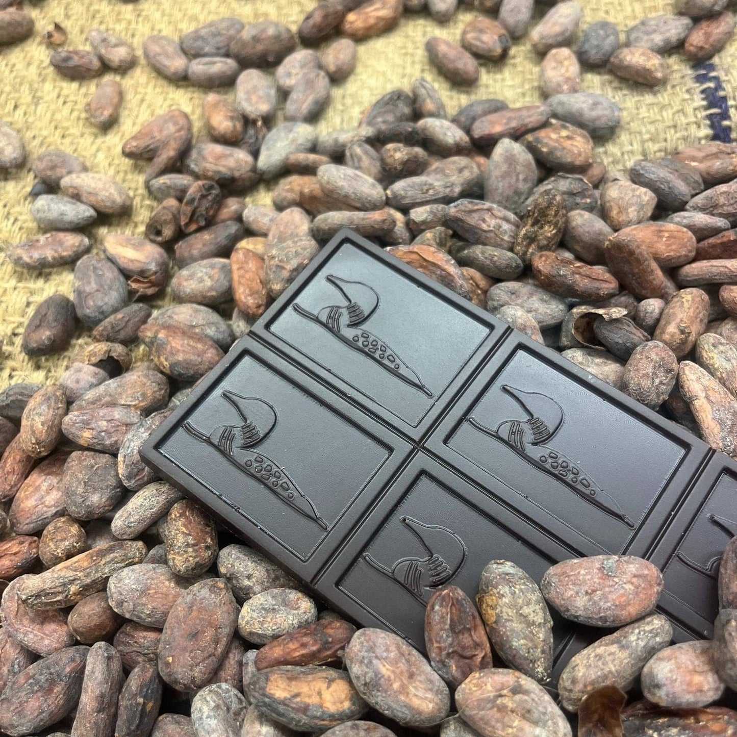 Loon Chocolate 72% Dark - Uganda Semiliki Forest